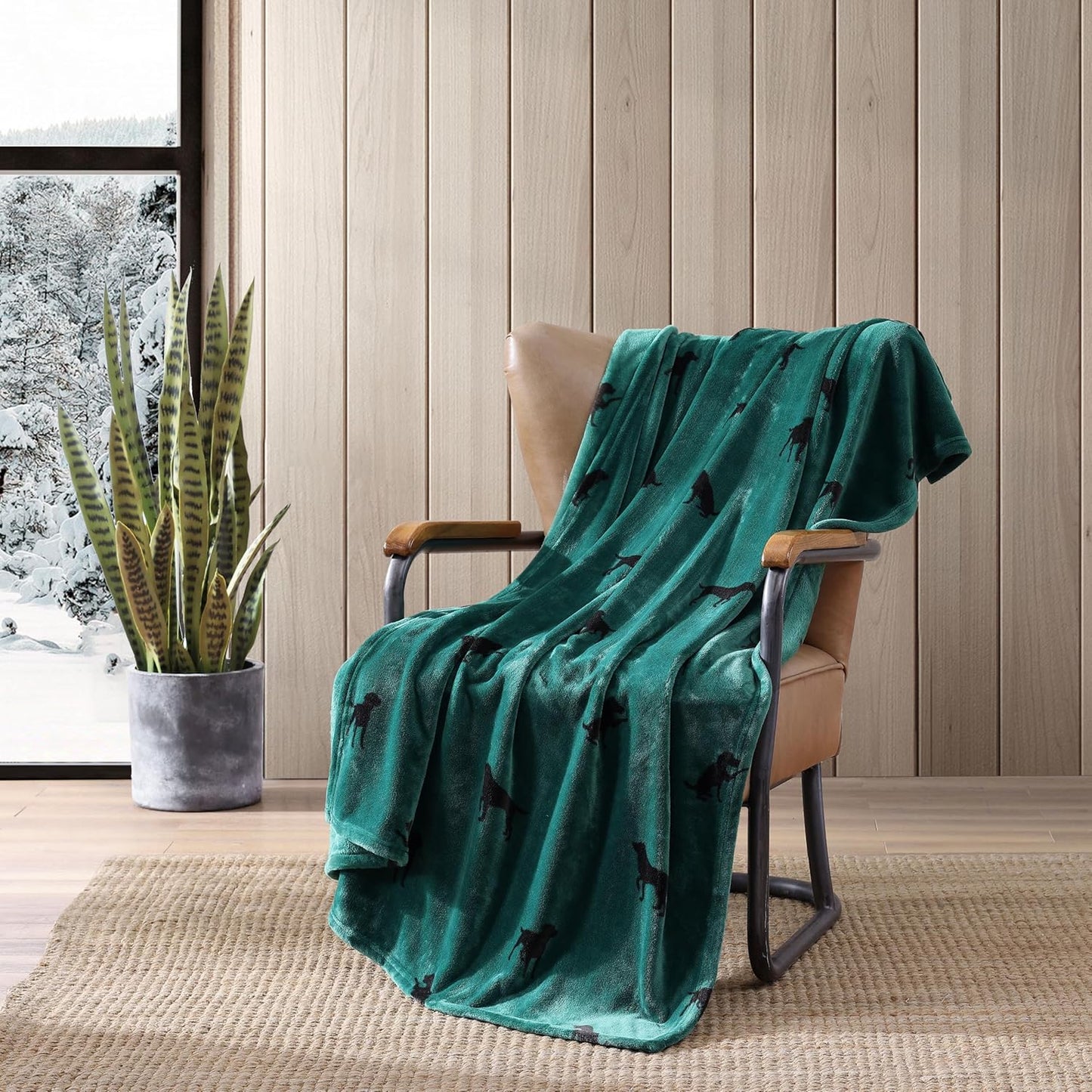 Eddie Bauer - Blanket, Super Soft Reversible Sherpa & Brushed Fleece Bedding, Throw Blankets for Couch, Ideal for Lounging (Clyde Hill Stripe)
