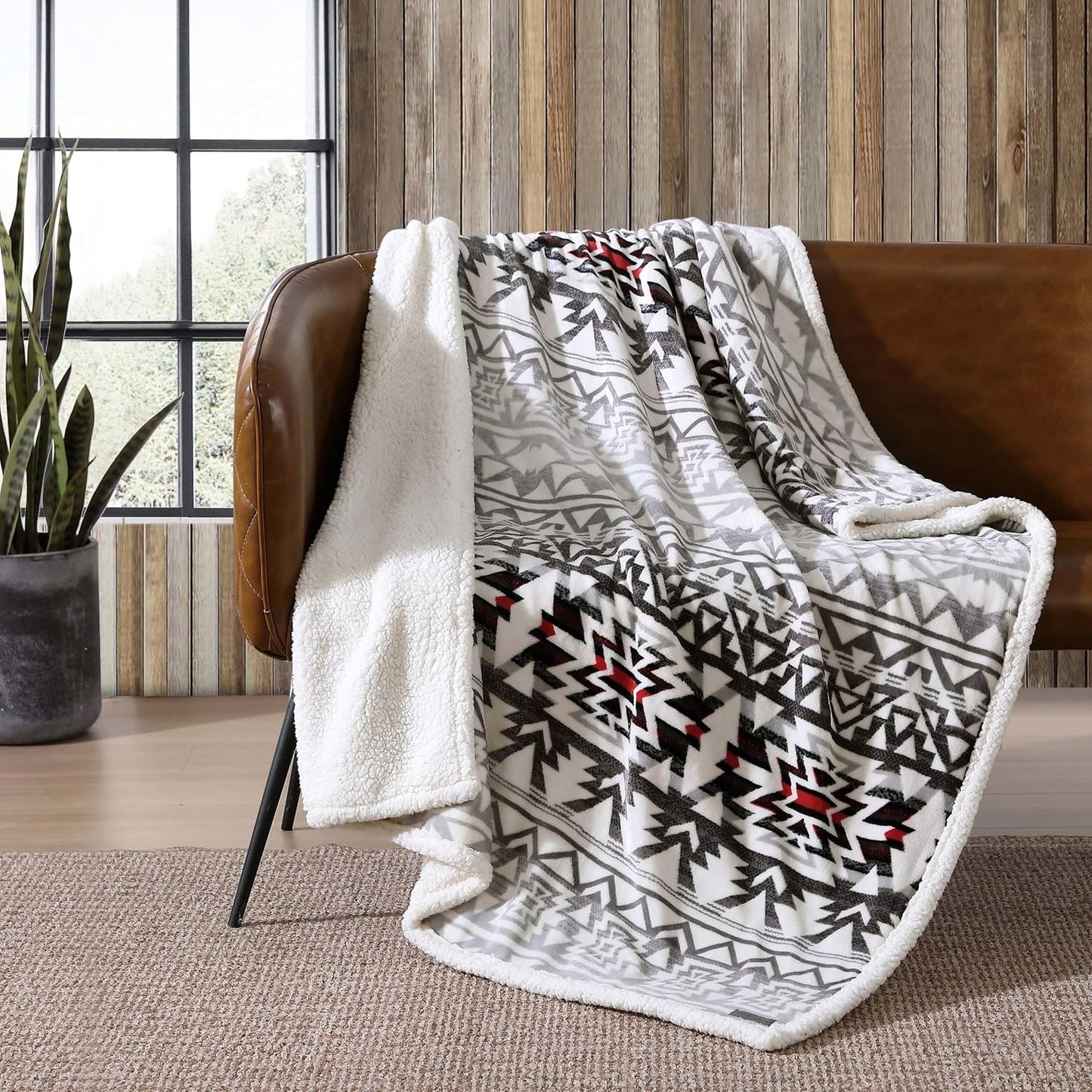 Eddie Bauer - Blanket, Super Soft Reversible Sherpa & Brushed Fleece Bedding, Throw Blankets for Couch, Ideal for Lounging (Clyde Hill Stripe)
