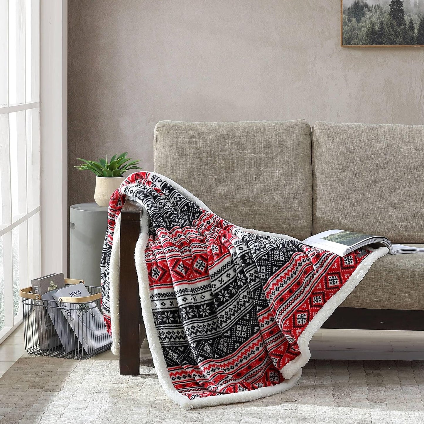Eddie Bauer - Blanket, Super Soft Reversible Sherpa & Brushed Fleece Bedding, Throw Blankets for Couch, Ideal for Lounging (Clyde Hill Stripe)