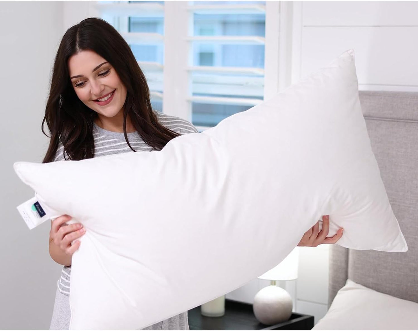 Globon Luxury Down Pillows King Size Set of 2, 100% Cotton Shell Hotel Collection Bed Pillows for Sleeping, Medium Firm Down Surrounded Feather Pillow 20" x 36"