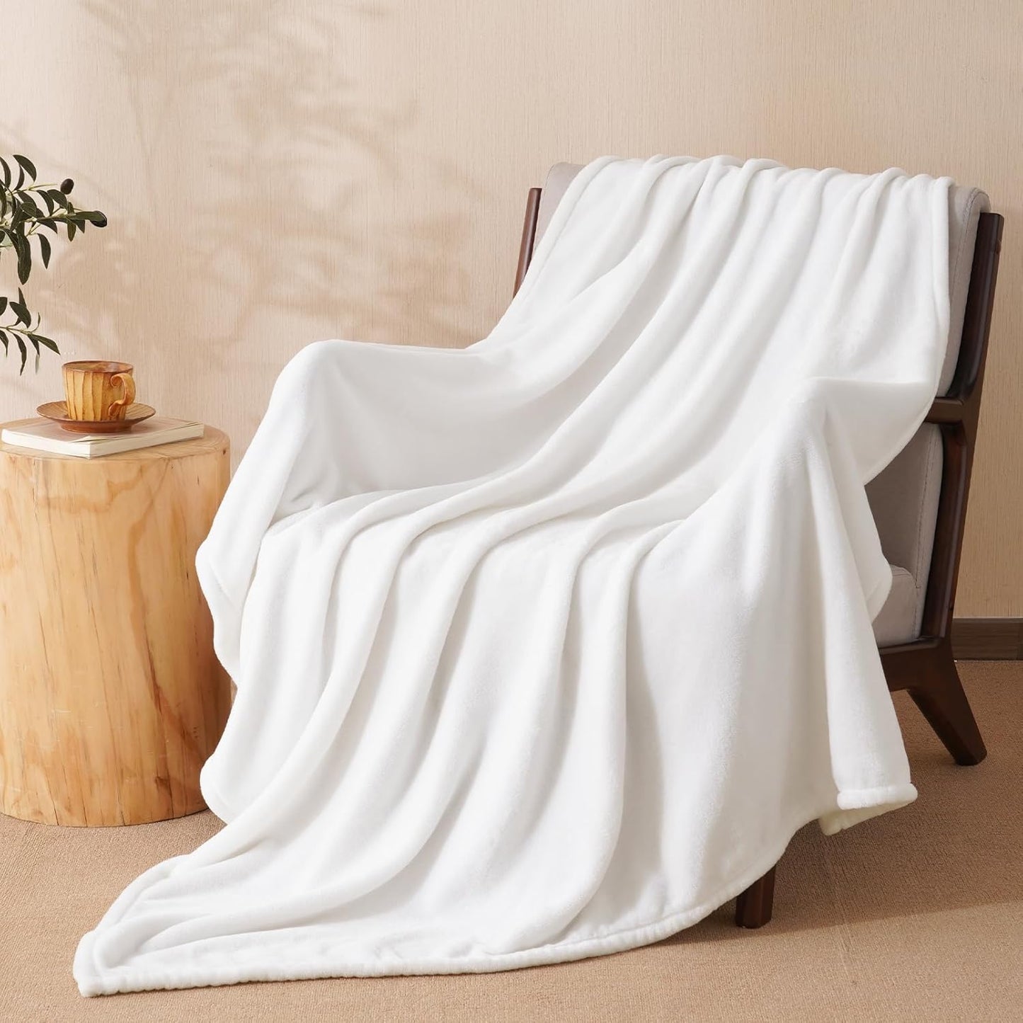 PHF Ultra Soft Fleece Blanket Twin Size, No Shed No Pilling Luxury Plush Cozy 300GSM Lightweight Blanket for Bed, Couch, Chair, Sofa Suitable for All Season, 66" x 90", Khaki