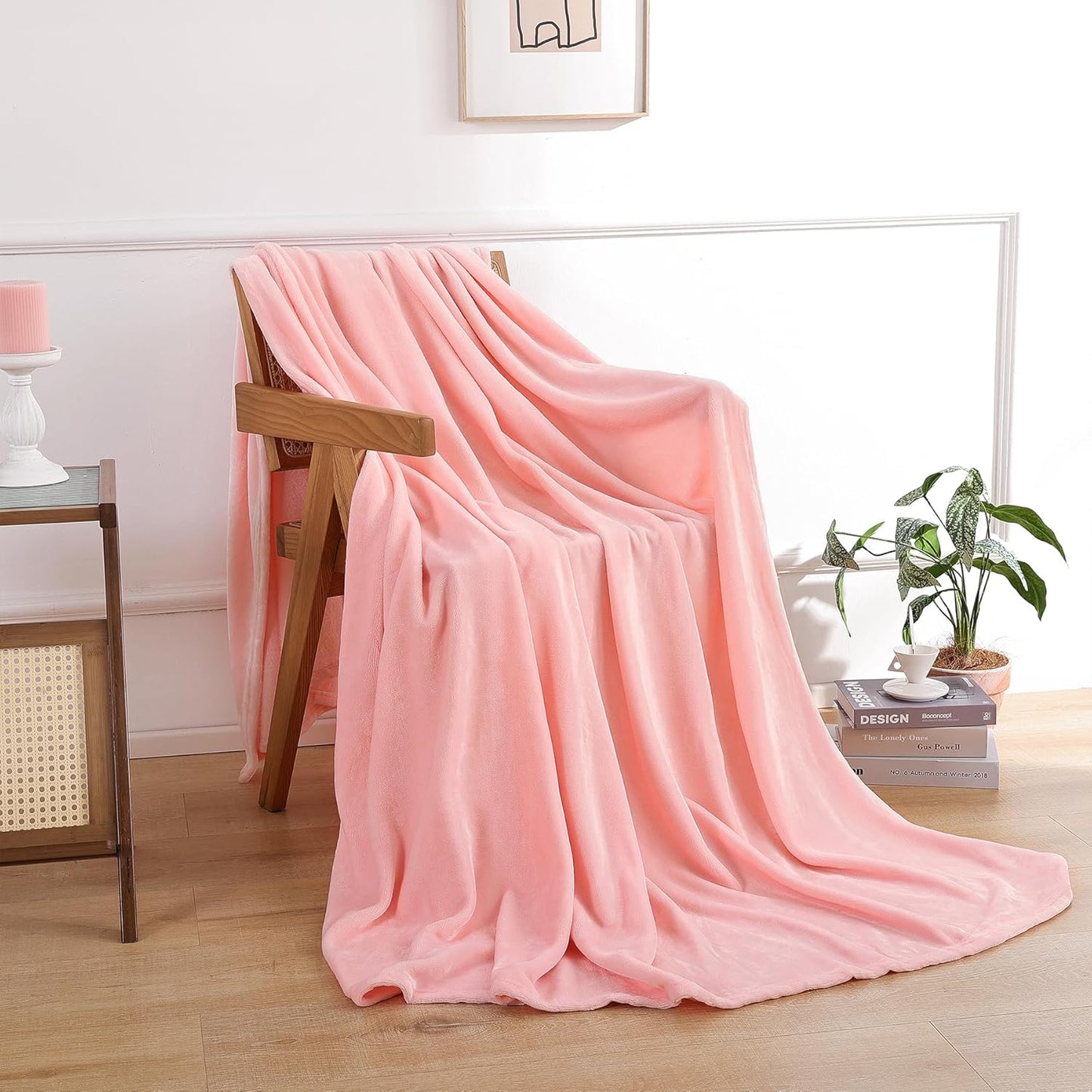 Fleece Throw Blanket for Couch, Luxury Plush Cozy Fuzzy Blankets Microfiber, Super Soft, Warm, Lightweight, Sofa, Travel, Camping, All Seasons Suitable, 50x60 Inches