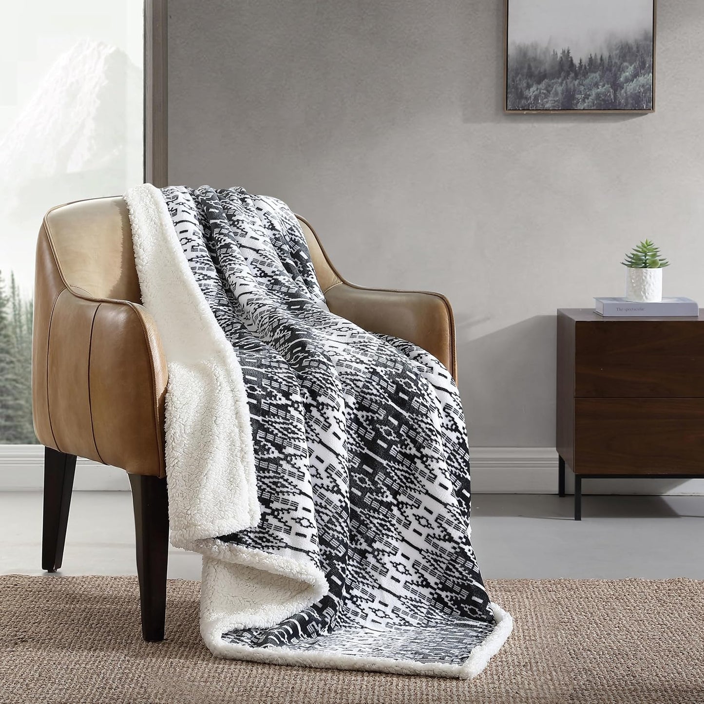 Eddie Bauer - Blanket, Super Soft Reversible Sherpa & Brushed Fleece Bedding, Throw Blankets for Couch, Ideal for Lounging (Clyde Hill Stripe)